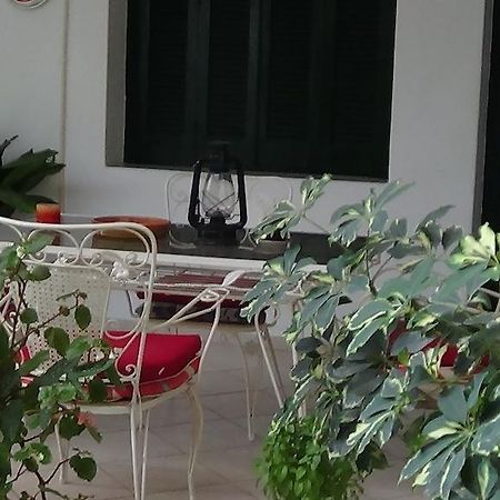 Mouroukis Rooms Loutra Edipsou  Exterior photo